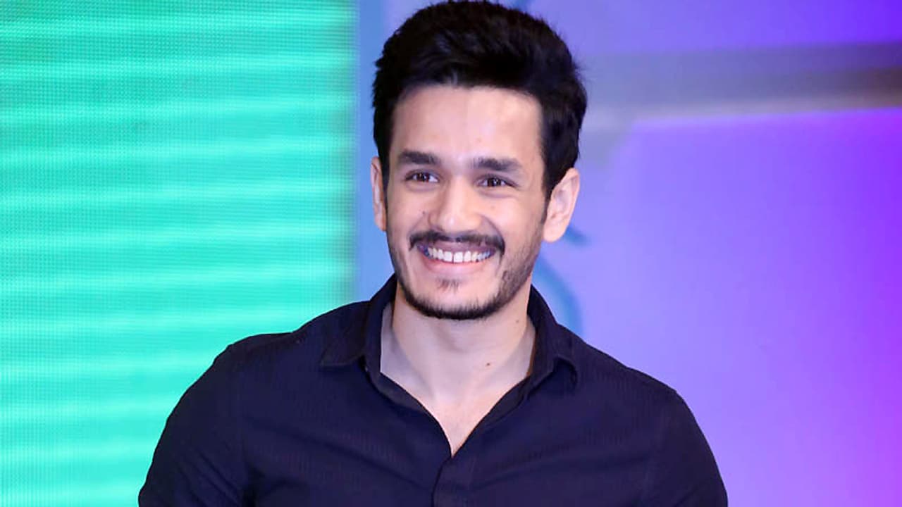 అఖిల్ థ్రిల్లర్ సినిమాలో మలయాళం పిల్ల అఖిల్ థ్రిల్లర్ సినిమాలో మలయాళం పిల్ల