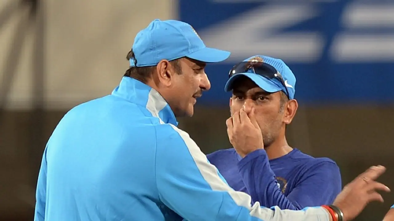 ക്രിക്കറ്റിനെ കുറിച്ച് എന്തേലും പഠിച്ചിട്ട് ധോണിയെ വിമര്ശിക്കൂ: ശാസ്ത്രി ക്രിക്കറ്റിനെ കുറിച്ച് എന്തേലും പഠിച്ചിട്ട് ധോണിയെ വിമര്ശിക്കൂ: ശാസ്ത്രി