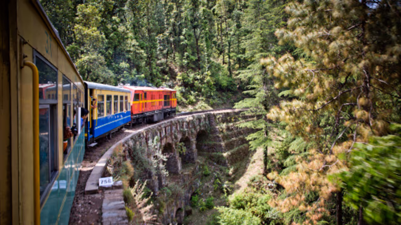 বছরের শুরুতে ঘুরে আসুন দার্জিলিং, শীতের মরশুমে মিলতে পারে তুষারপাত বছরের শুরুতে ঘুরে আসুন দার্জিলিং, শীতের মরশুমে মিলতে পারে তুষারপাত