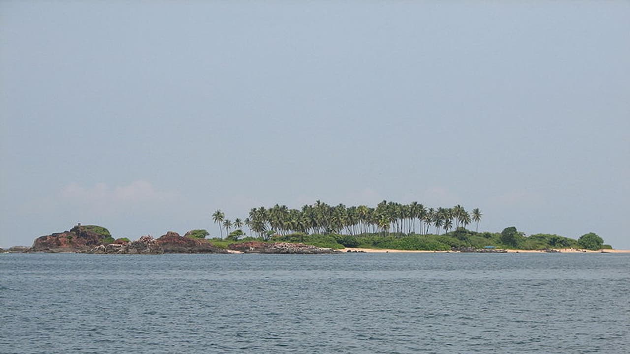 ಸೈಂಟ್ ಮೇರಿಸ್ ದ್ವೀಪ: ಸಿಬ್ಬಂದಿ ಉದ್ಧಟತನ ಸೋಶಿಯಲ್ ಮೀಡಿಯಾದಲ್ಲಿ ವಿಡಿಯೋ ವೈರಲ್