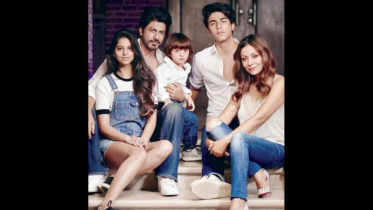 নিজে মুসলিম আর স্ত্রী হিন্দু, সন্তানদের ধর্ম কী, জাত নিয়ে মুখ খুললেন শাহরুখ