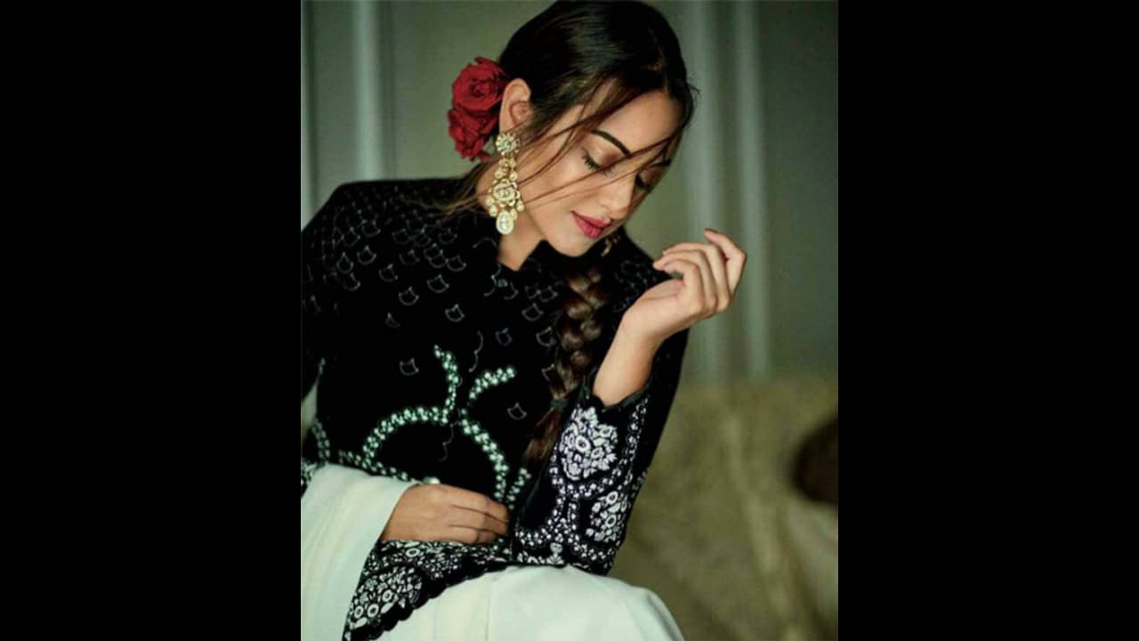 ಸೋನಾಕ್ಷಿ ಸಿನ್ಹಾ ಯಶಸ್ಸಿನ ಮಂತ್ರವೇನು ಗೊತ್ತಾ? ಸೋನಾಕ್ಷಿ ಸಿನ್ಹಾ ಯಶಸ್ಸಿನ ಮಂತ್ರವೇನು ಗೊತ್ತಾ?