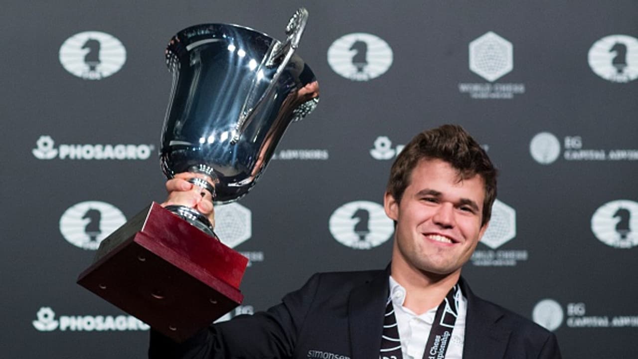 Magnus Carlsen wins 2023 FIDE Chess World Cup, Praggnanandhaa goes down fighting Magnus Carlsen wins 2023 FIDE Chess World Cup, Praggnanandhaa goes down fighting