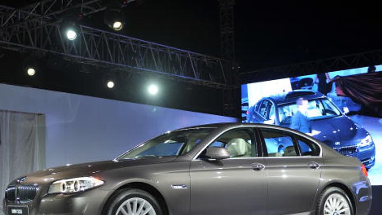 GSTಜೊತೆಗೆ TCS:10 ಲಕ್ಷಕ್ಕಿಂತ ಹೆಚ್ಚಿನ ಬೆಲೆ ಕಾರು ಖರೀದಿ ಇನ್ನೂ ಸುಲಭವಲ್ಲ!