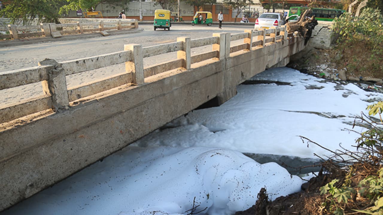 NGT order effect: BBMP, BDA demolish Varthur lake encroachments in Bengaluru
