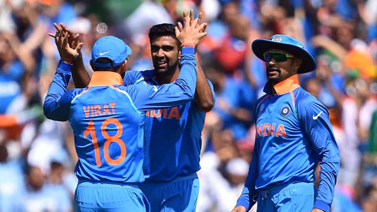 T20 World Cup 2021, India vs New Zealand: Ravichandran Ashwin's experience to aid India, feels Sanjay Bangar T20 World Cup 2021, India vs New Zealand: Ravichandran Ashwin's experience to aid India, feels Sanjay Bangar