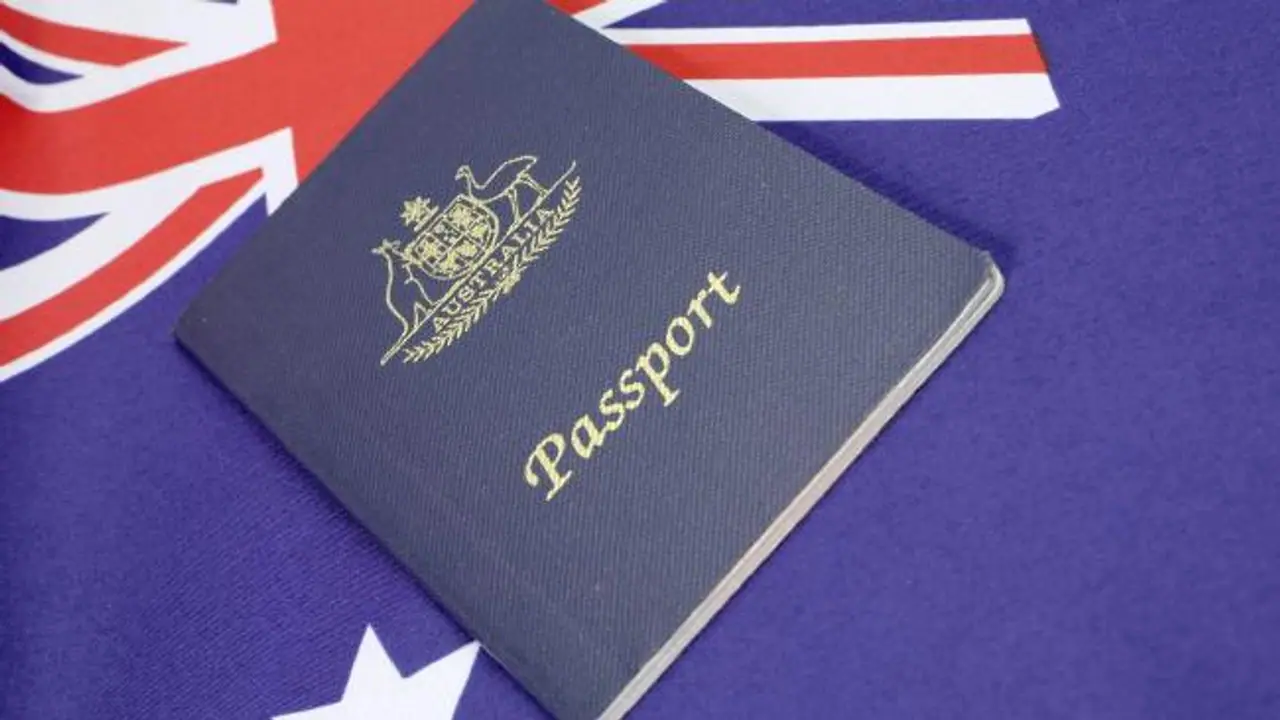 Australia strips citizenship from Islamic State supporters Australia strips citizenship from Islamic State supporters