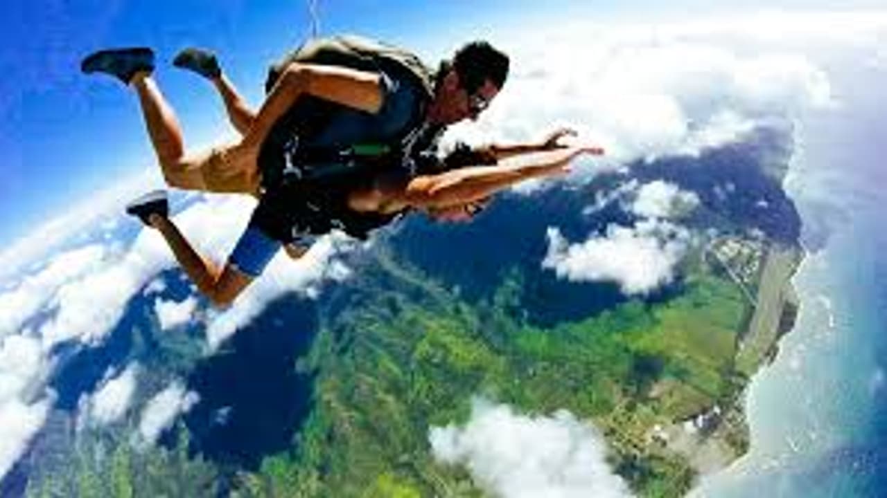 11 best places to experience Skydiving