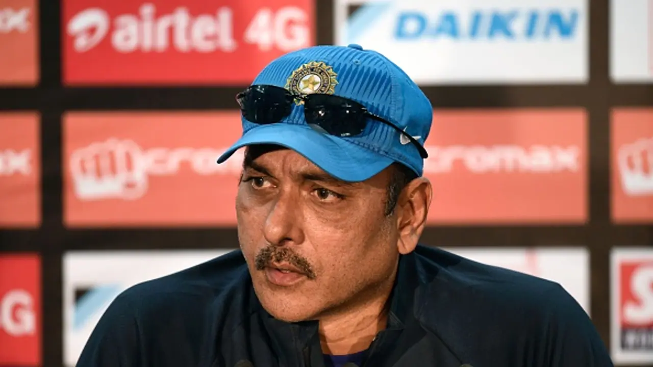 ಉಗ್ರ ರೂಪ ತಾಳಿದ ಕೋಚ್ ಶಾಸ್ತ್ರಿ; ಟೀಂ ಇಂಡಿಯಾ ಕ್ರಿಕೆಟಿಗರಿಗ ಎದುರಾಯ್ತು ಸಂಕಷ್ಟ! ಉಗ್ರ ರೂಪ ತಾಳಿದ ಕೋಚ್ ಶಾಸ್ತ್ರಿ; ಟೀಂ ಇಂಡಿಯಾ ಕ್ರಿಕೆಟಿಗರಿಗ ಎದುರಾಯ್ತು ಸಂಕಷ್ಟ!