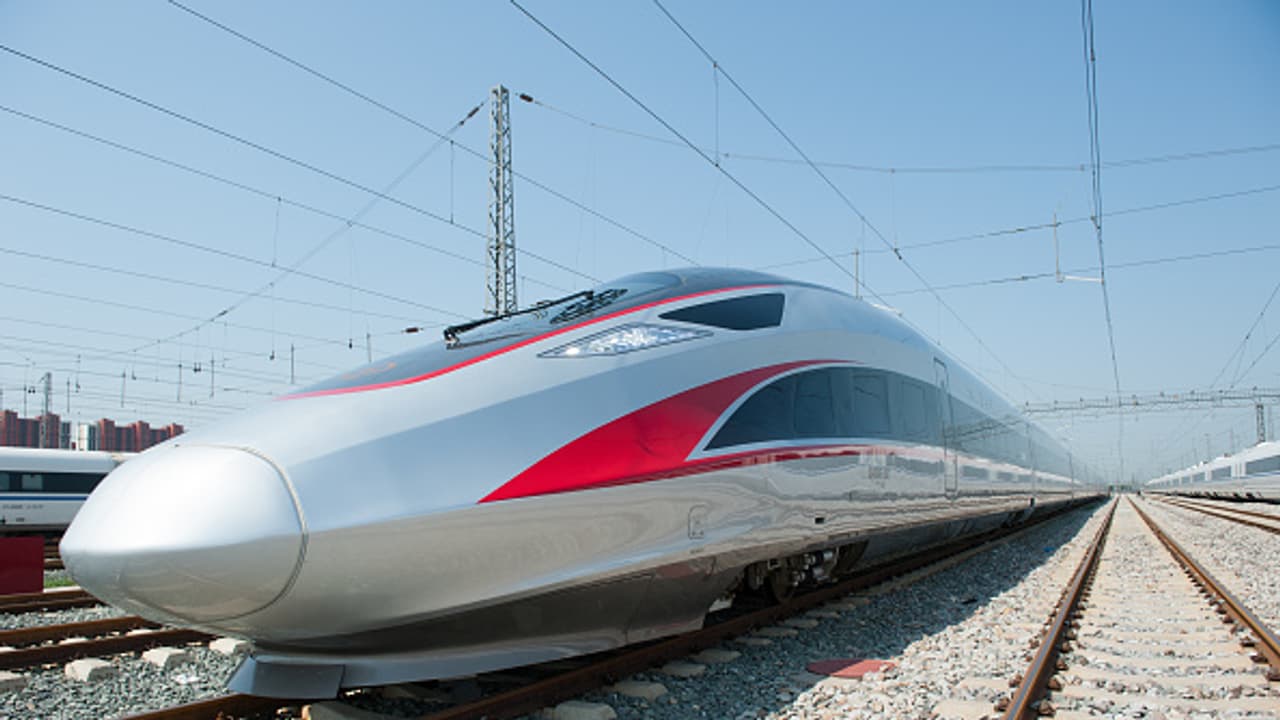 ಭಾರತ ಚೀನಾ ನಡುವೆ ಬುಲೆಟ್ ರೈಲು: ಪ್ರಸ್ತಾವ ಯಾರದ್ದು ಗೊತ್ತಾ? ಭಾರತ ಚೀನಾ ನಡುವೆ ಬುಲೆಟ್ ರೈಲು: ಪ್ರಸ್ತಾವ ಯಾರದ್ದು ಗೊತ್ತಾ?