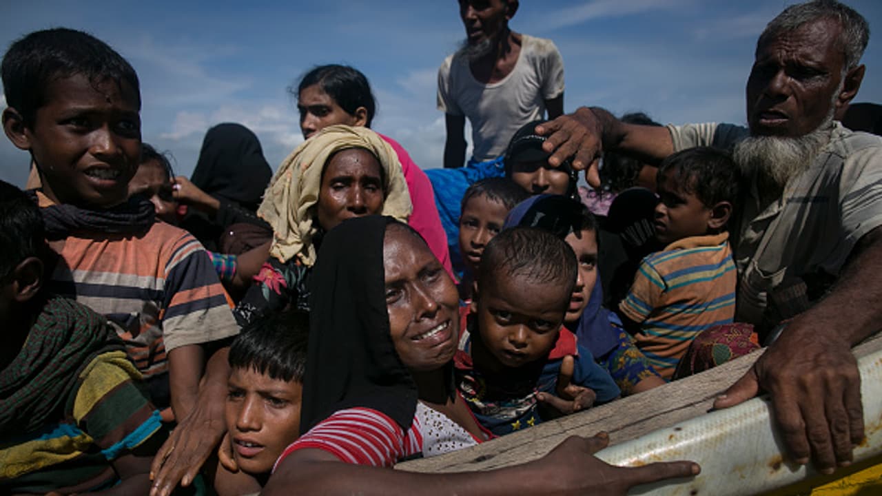 ರೊಹಿಂಗ್ಯಾಗಳು ಹಿಂದೂಗಳನ್ನು ಕೊಂದು ಮಾಂಸವನ್ನು ಮಾರಾಟಕ್ಕಿಟ್ಟಿದ್ದು ನಿಜವೇ? ರೊಹಿಂಗ್ಯಾಗಳು ಹಿಂದೂಗಳನ್ನು ಕೊಂದು ಮಾಂಸವನ್ನು ಮಾರಾಟಕ್ಕಿಟ್ಟಿದ್ದು ನಿಜವೇ?