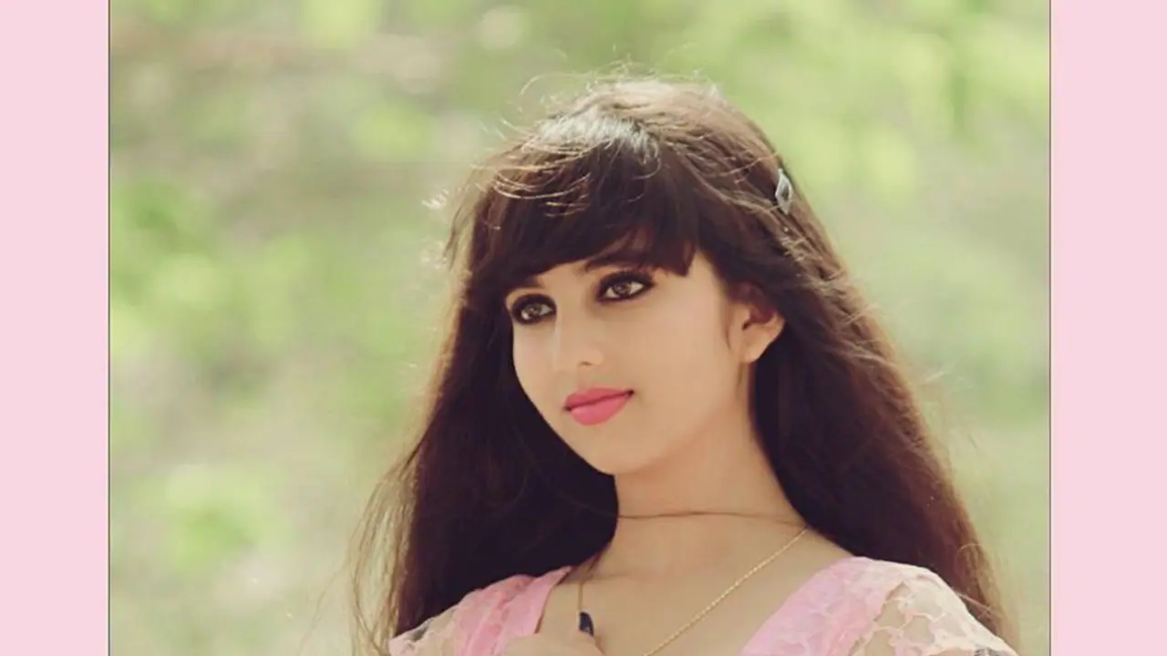 ಡೇಂಜರಸ್ ಗೇಮ್ ಕೀ ಕೀ ಚಾಲೆಂಜ್ ಆಡಿದ ಬಿಗ್ ಬಾಸ್ ನಿವೇದಿತಾ ಗೌಡ ಡೇಂಜರಸ್ ಗೇಮ್ ಕೀ ಕೀ ಚಾಲೆಂಜ್ ಆಡಿದ ಬಿಗ್ ಬಾಸ್ ನಿವೇದಿತಾ ಗೌಡ