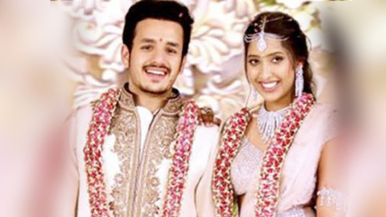 అఖిల్ లవర్ తో రాంచరణ్ బావమరిది పెళ్లి అఖిల్ లవర్ తో రాంచరణ్ బావమరిది పెళ్లి