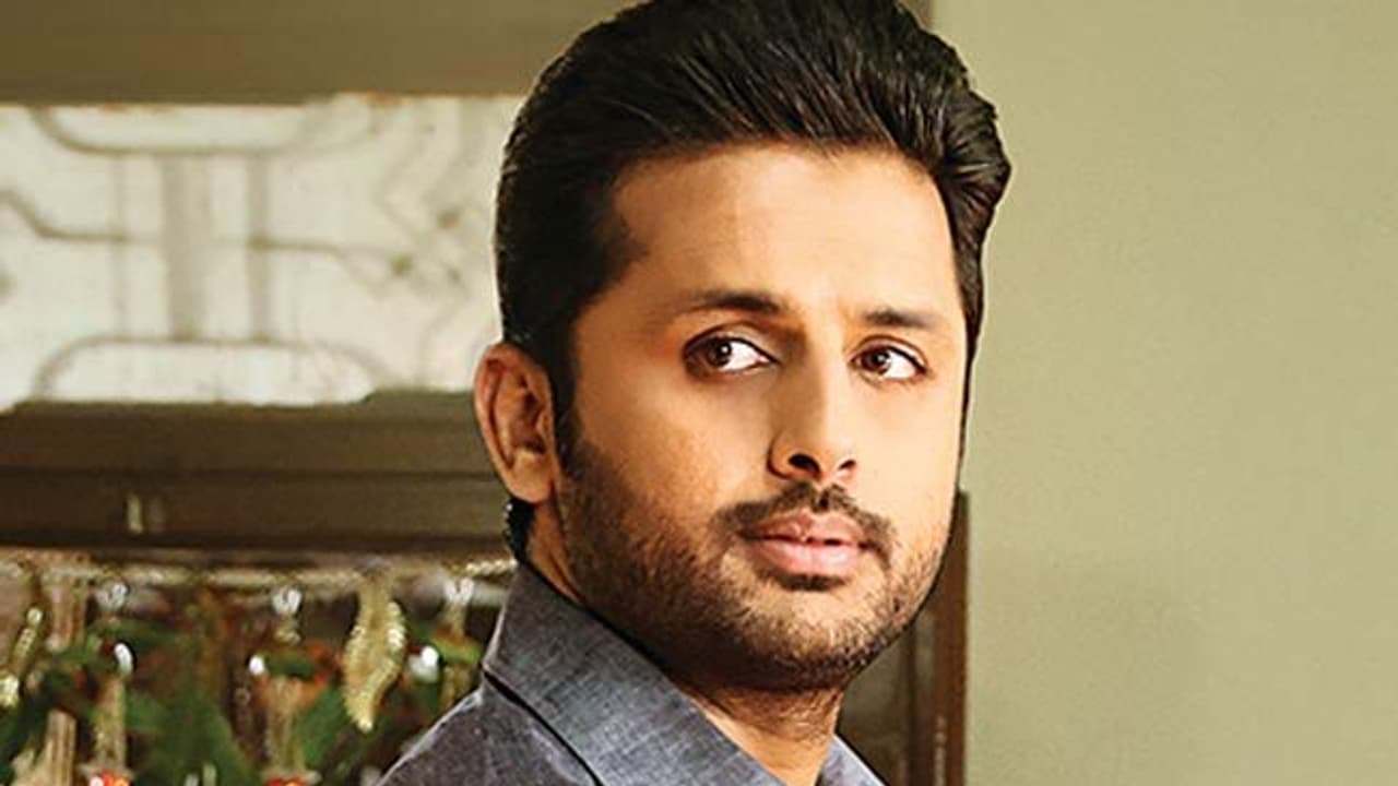 ఫ్లాప్ హీరోనే కావాలంటున్న హిట్టు డైరెక్టర్స్!