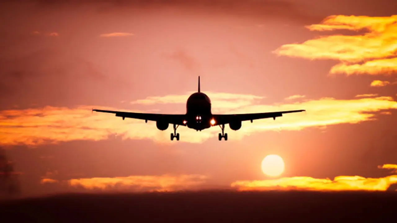 ಪೆಟ್ರೋಲ್, ಡೀಸೆಲ್ಗಿಂತ ವೈಮಾನಿಕ ಇಂಧನ ಅಗ್ಗ ಪೆಟ್ರೋಲ್, ಡೀಸೆಲ್ಗಿಂತ ವೈಮಾನಿಕ ಇಂಧನ ಅಗ್ಗ