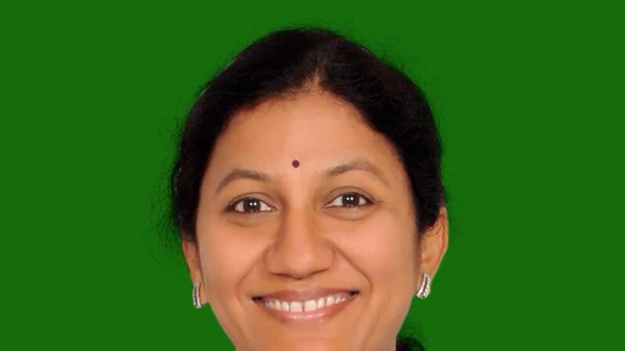 గ్రామాల అభివృద్ధికి టిఆర్ఎస్ చేసింది సున్నా : బిజెపి రావు పద్మ గ్రామాల అభివృద్ధికి టిఆర్ఎస్ చేసింది సున్నా : బిజెపి రావు పద్మ