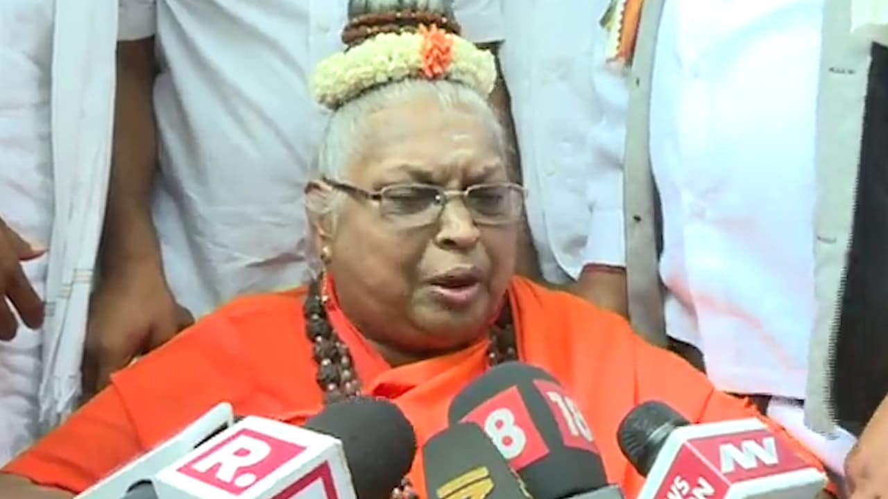 ಮಾತೆ ಮಹಾದೇವಿ ತೀವ್ರ ಅಸ್ವಸ್ಥ ಮಾತೆ ಮಹಾದೇವಿ ತೀವ್ರ ಅಸ್ವಸ್ಥ