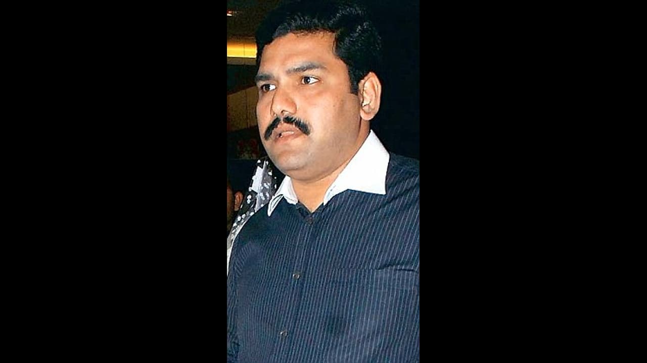 BSY’s son Vijayendra gets into poll preparations at Varuna BSY’s son Vijayendra gets into poll preparations at Varuna