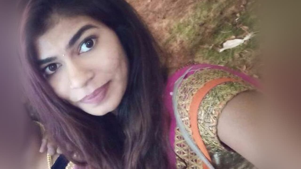 హైదరాబాద్ బ్యూటీషియన్ అనుమానాస్పద మృతి హైదరాబాద్ బ్యూటీషియన్ అనుమానాస్పద మృతి