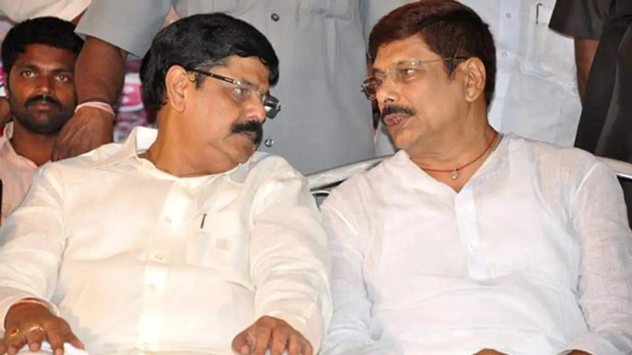 చంద్రబాబుకి మరో షాకిచ్చిన ఆనం బ్రదర్స్ చంద్రబాబుకి మరో షాకిచ్చిన ఆనం బ్రదర్స్