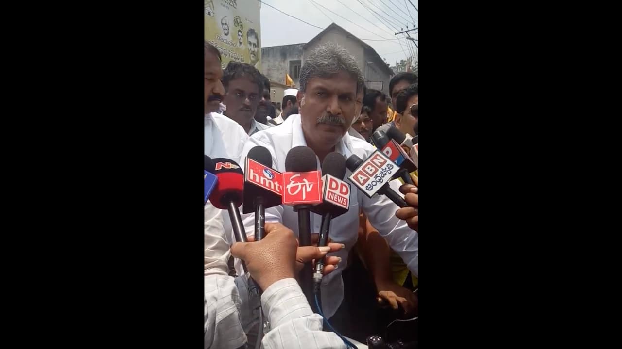 ఇక నేరుగా మోదీ మీదే టిడిపి యుద్ధం (వీడియో) ఇక నేరుగా మోదీ మీదే టిడిపి యుద్ధం (వీడియో)