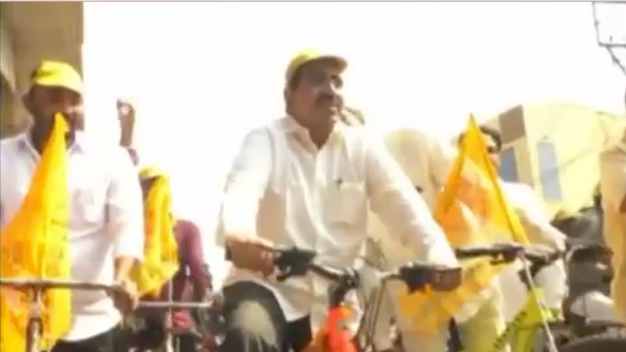 మంత్రి నారాయణ ఇలా ఎండలో సైకిల్ తొక్కాడు... (వీడియో) మంత్రి నారాయణ ఇలా ఎండలో సైకిల్ తొక్కాడు... (వీడియో)