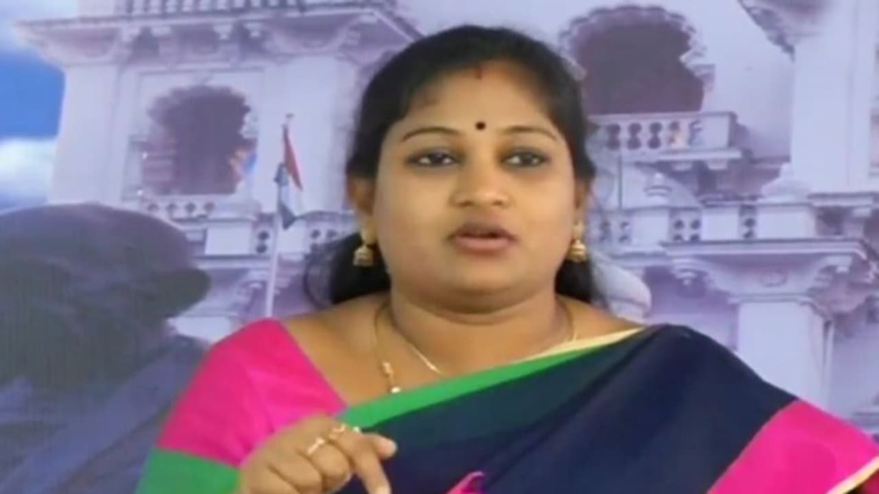 జగన్ కి టీడీపీ ఎమ్మెల్యే అనిత సవాల్ జగన్ కి టీడీపీ ఎమ్మెల్యే అనిత సవాల్