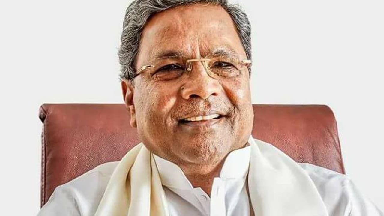 ಸಿದ್ದು ಸಾಧಾರಣ ಟಗರಲ್ಲ ಗುದ್ದಿದ್ರೆ ಮೇಲೇಳಲ್ಲ! ಸಿದ್ದು ಸಾಧಾರಣ ಟಗರಲ್ಲ ಗುದ್ದಿದ್ರೆ ಮೇಲೇಳಲ್ಲ!