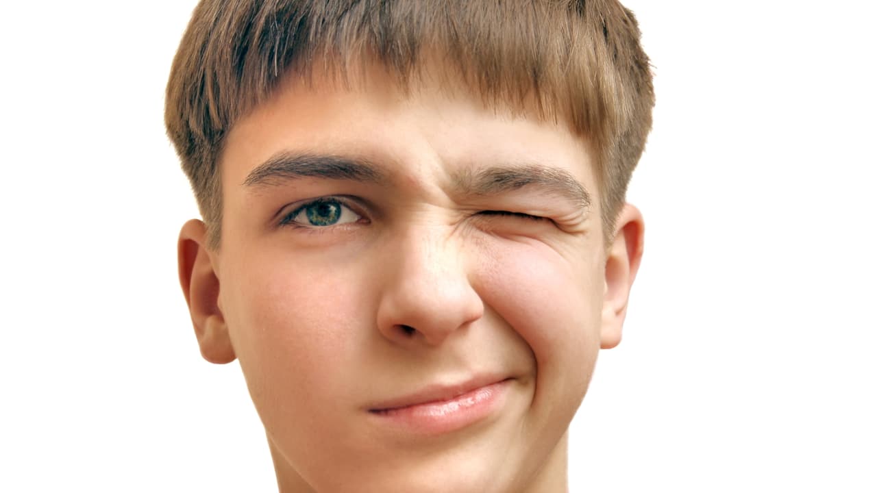 ಟಿಕ್ ಟಿಕ್ ಸಿಂಡ್ರೋಮ್; ಯಾಕೆ ಬರುತ್ತೆ? ಇದಕ್ಕಿದೆಯಾ ಪರಿಹಾರ? ಟಿಕ್ ಟಿಕ್ ಸಿಂಡ್ರೋಮ್; ಯಾಕೆ ಬರುತ್ತೆ? ಇದಕ್ಕಿದೆಯಾ ಪರಿಹಾರ?