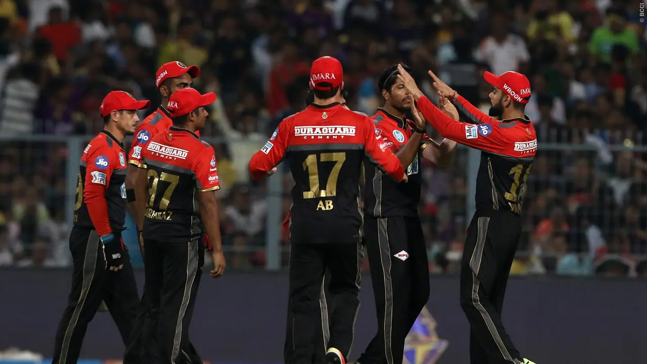 ಕ್ರಿಕೆಟಿಗರಿಗೆ ಕೊರೋನಾ ಲಸಿಕೆ; ಕೇಂದ್ರ ಆರೋಗ್ಯ ಇಲಾಖೆ ಜೊತೆ ಬಿಸಿಸಿಐ ಮಾತುಕತೆ! ಕ್ರಿಕೆಟಿಗರಿಗೆ ಕೊರೋನಾ ಲಸಿಕೆ; ಕೇಂದ್ರ ಆರೋಗ್ಯ ಇಲಾಖೆ ಜೊತೆ ಬಿಸಿಸಿಐ ಮಾತುಕತೆ!