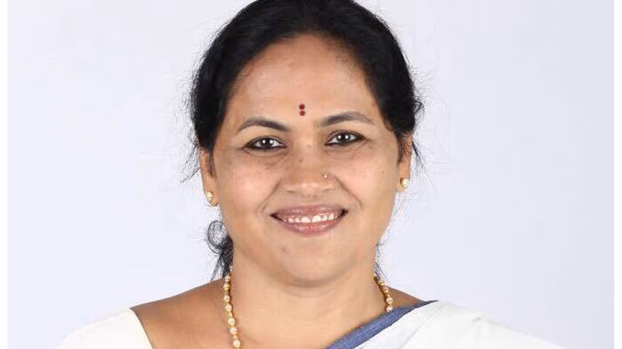 ಲೋಕಸಭಾ ಚುನಾವಣೆಗೆ ಶೋಭಾ ಸ್ಪರ್ಧೆ ಎಲ್ಲಿಂದ..? ಲೋಕಸಭಾ ಚುನಾವಣೆಗೆ ಶೋಭಾ ಸ್ಪರ್ಧೆ ಎಲ್ಲಿಂದ..?