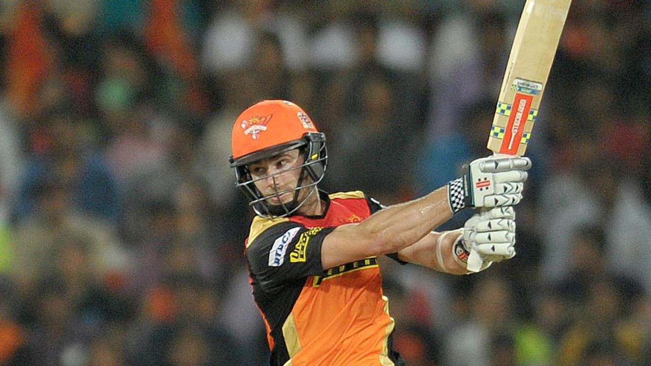 ರಾಜಸ್ಥಾನಕ್ಕೆ ಸಾಧಾರಣ ಗುರಿ ನೀಡಿದ ಸನ್’ರೈಸರ್ಸ್ ರಾಜಸ್ಥಾನಕ್ಕೆ ಸಾಧಾರಣ ಗುರಿ ನೀಡಿದ ಸನ್’ರೈಸರ್ಸ್