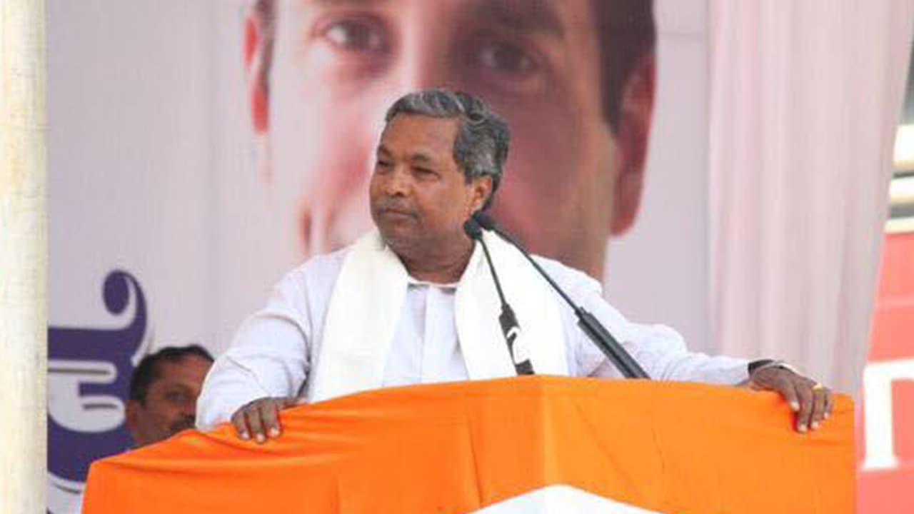 ಶಾ ಎಚ್’ಡಿಕೆ ಗೌಪ್ಯ ಭೇಟಿ ದಾಖಲೆ ನನ್ನ ಬಳಿ ಇದೆ : ಸಿದ್ದರಾಮಯ್ಯ ಶಾ ಎಚ್’ಡಿಕೆ ಗೌಪ್ಯ ಭೇಟಿ ದಾಖಲೆ ನನ್ನ ಬಳಿ ಇದೆ : ಸಿದ್ದರಾಮಯ್ಯ