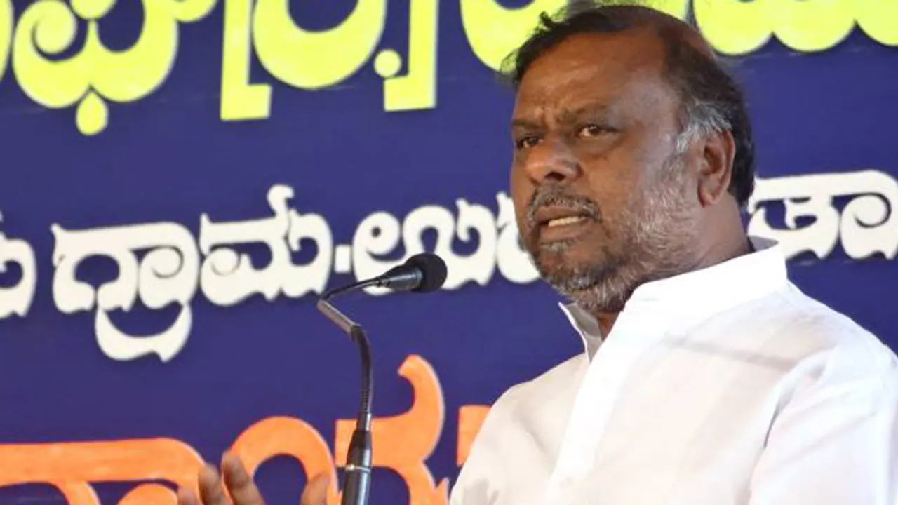 ಕಾಂಗ್ರೆಸ್ ಗ್ಯಾರಂಟಿಗಳಿಂದ ರೈತ ಕುಟುಂಬಗಳಿಗೆ ಹೆಚ್ಚು ಅನುಕೂಲ: ಎಚ್.ಆಂಜನೇಯ ಕಾಂಗ್ರೆಸ್ ಗ್ಯಾರಂಟಿಗಳಿಂದ ರೈತ ಕುಟುಂಬಗಳಿಗೆ ಹೆಚ್ಚು ಅನುಕೂಲ: ಎಚ್.ಆಂಜನೇಯ