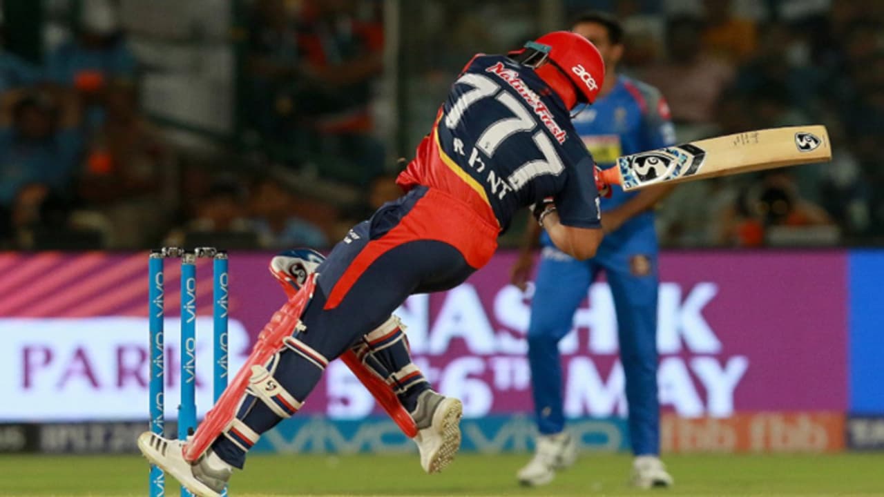 ಪಂತ್, ಶಾ, ಅಯ್ಯರ್ ಭರ್ಜರಿ ಆಟ: ಪಂದ್ಯಕ್ಕೆ ಮಳೆಯ ಕಾಟ ಪಂತ್, ಶಾ, ಅಯ್ಯರ್ ಭರ್ಜರಿ ಆಟ: ಪಂದ್ಯಕ್ಕೆ ಮಳೆಯ ಕಾಟ