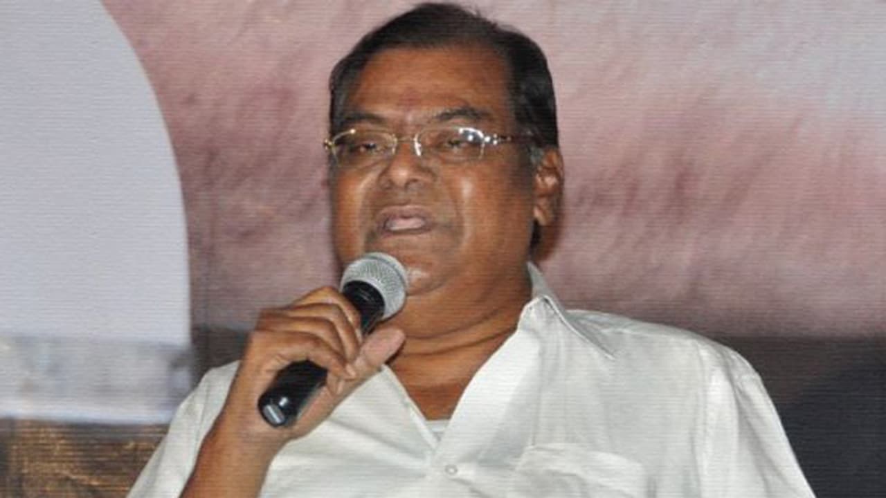 చిరంజీవి లేకపోతే మెగా ఫ్యామిలీలో ఏం లేదుః కోటా శ్రీనివాసరావు షాకింగ్ కామెంట్స్ చిరంజీవి లేకపోతే మెగా ఫ్యామిలీలో ఏం లేదుః కోటా శ్రీనివాసరావు షాకింగ్ కామెంట్స్