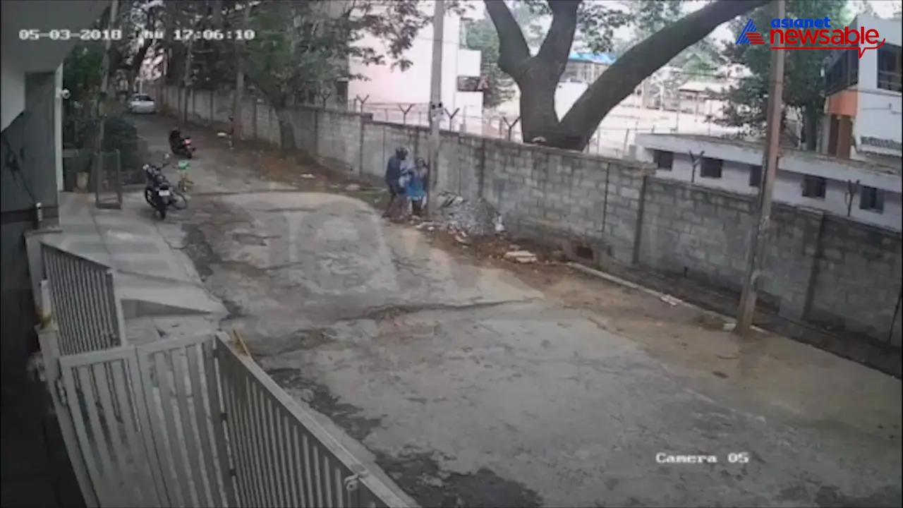 దొంగల అసభ్య ప్రవర్తన, ఆ మహిళ ఎలా పోరాడిందో చూడండి (వీడియో) దొంగల అసభ్య ప్రవర్తన, ఆ మహిళ ఎలా పోరాడిందో చూడండి (వీడియో)