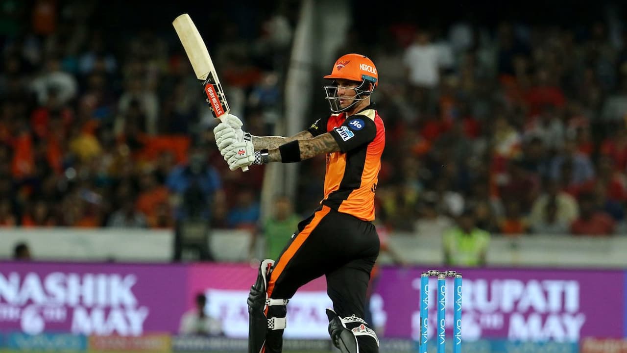 ಡೆಲ್ಲಿ ಮಣಿಸಿ ಅಗ್ರಸ್ಥಾನಕ್ಕೇರಿದ ಸನ್’ರೈಸರ್ಸ್ ಡೆಲ್ಲಿ ಮಣಿಸಿ ಅಗ್ರಸ್ಥಾನಕ್ಕೇರಿದ ಸನ್’ರೈಸರ್ಸ್