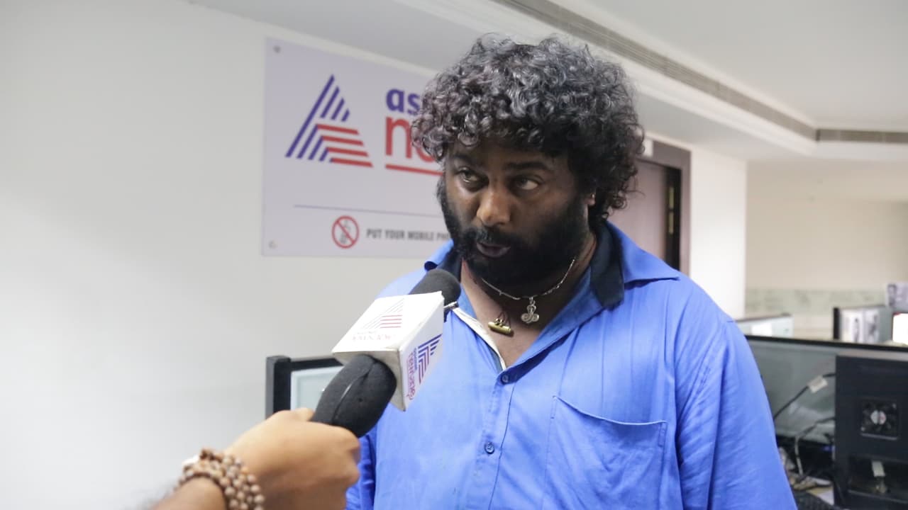 ಗೃಹ ಸಚಿವ ಪರಂ ಮೇಲೆ ಹುಚ್ಚ ವೆಂಕಟ್ ಗರಂ ಆಗಿದ್ದೇಕೆ? ಗೃಹ ಸಚಿವ ಪರಂ ಮೇಲೆ ಹುಚ್ಚ ವೆಂಕಟ್ ಗರಂ ಆಗಿದ್ದೇಕೆ?