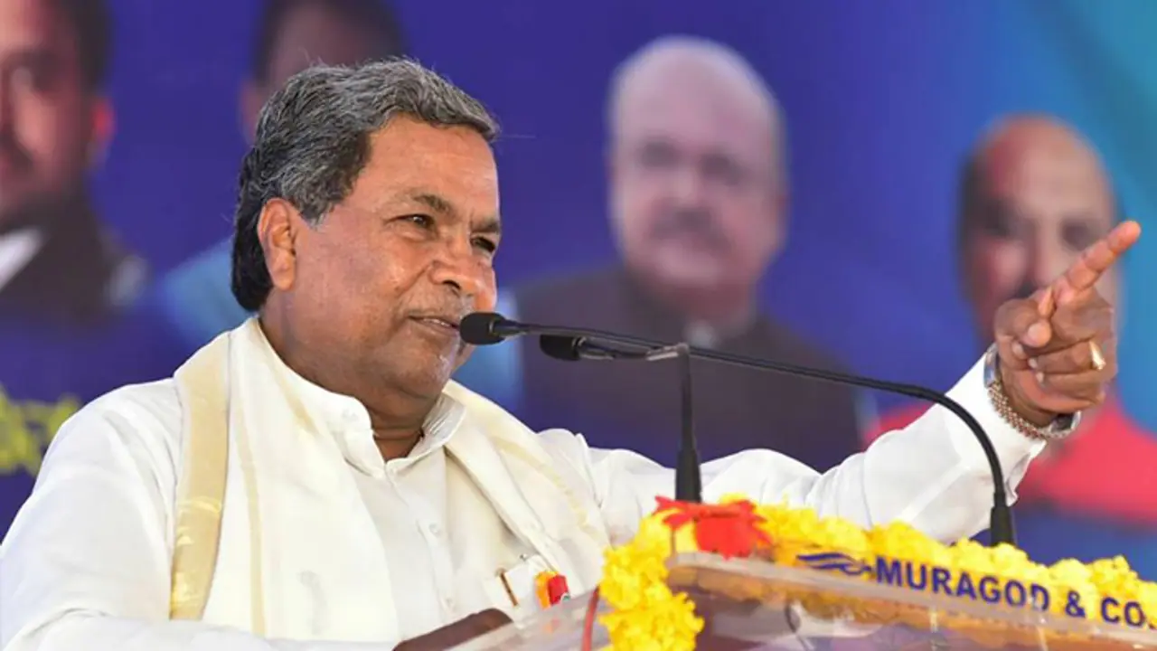 ನೀತಿ ಸಂಹಿತೆ ಉಲ್ಲಂಘನೆ : ಸಿಎಂ ವಿರುದ್ಧ ಕೇಸ್ ನೀತಿ ಸಂಹಿತೆ ಉಲ್ಲಂಘನೆ : ಸಿಎಂ ವಿರುದ್ಧ ಕೇಸ್