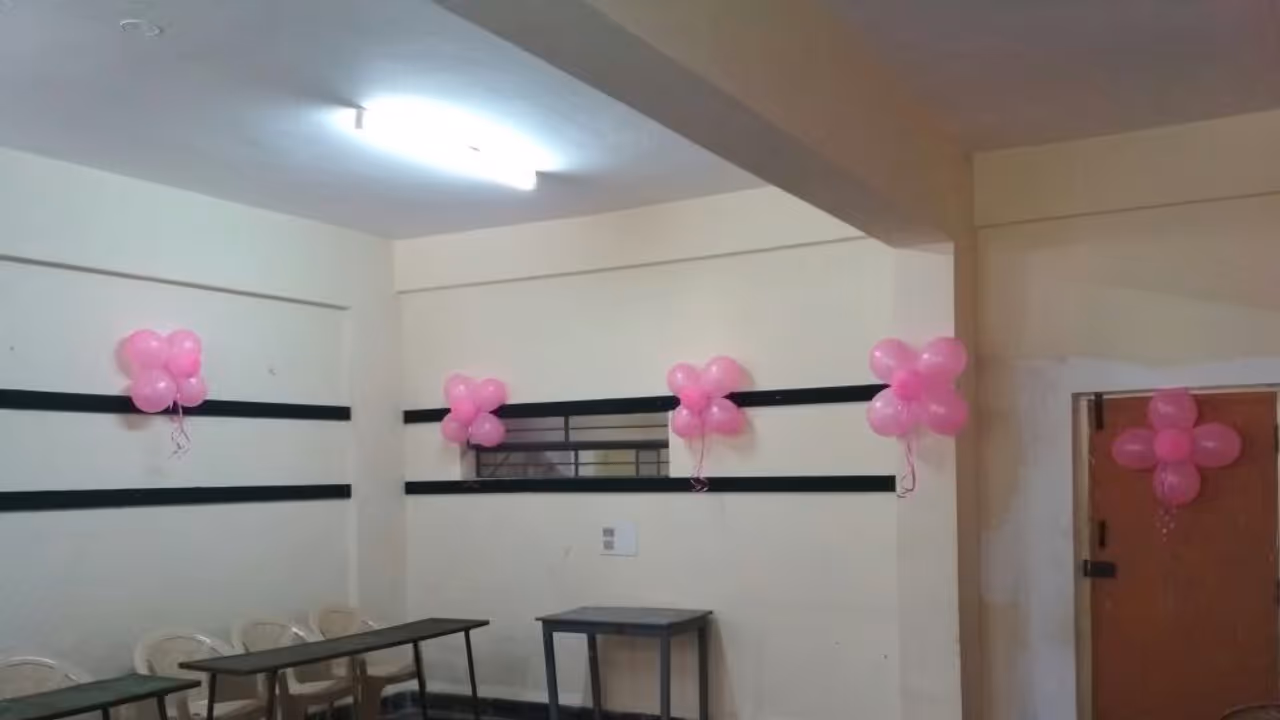 Karnataka Election 2018: Men can vote in pink booths Karnataka Election 2018: Men can vote in pink booths