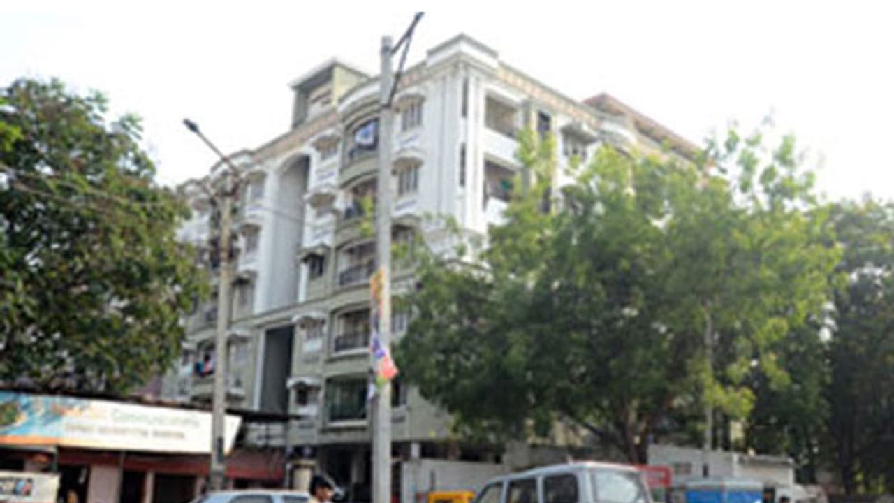 హైదరాబాద్ లో సావిత్రి ఇల్లు ఎక్కడో తెలుసా..? హైదరాబాద్ లో సావిత్రి ఇల్లు ఎక్కడో తెలుసా..?