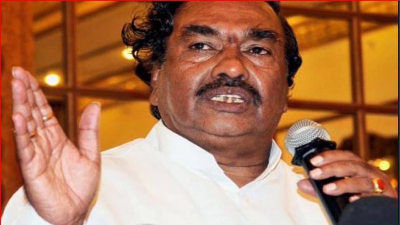 ಈಶ್ವರಪ್ಪನಿಗೆ ಗ್ರಹಚಾರ ಬಿಡಿಸಿದ ರಾಷ್ಟ್ರೀಯ ನಾಯಕರು ಈಶ್ವರಪ್ಪನಿಗೆ ಗ್ರಹಚಾರ ಬಿಡಿಸಿದ ರಾಷ್ಟ್ರೀಯ ನಾಯಕರು