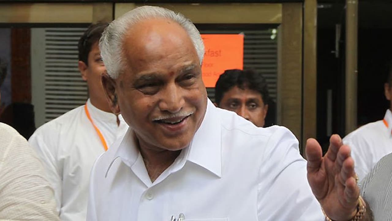 ನನಗೆ ಬಹುಮತ ಸಾಧಿಸಲು 15 ದಿನ ಬೇಡ: ಯಡಿಯೂರಪ್ಪ ನನಗೆ ಬಹುಮತ ಸಾಧಿಸಲು 15 ದಿನ ಬೇಡ: ಯಡಿಯೂರಪ್ಪ