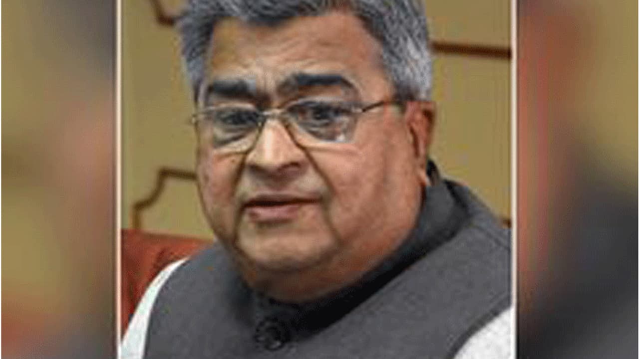 ಕಡೇದಿನ 7 ಬಂಡಾಯ ಶಾಸಕರ ರಕ್ಷಿಸಿದ ಕೋಳಿವಾಡ ಕಡೇದಿನ 7 ಬಂಡಾಯ ಶಾಸಕರ ರಕ್ಷಿಸಿದ ಕೋಳಿವಾಡ