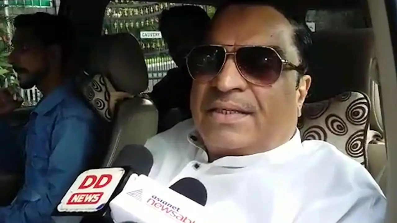 Big blow to Karnataka Congress: Muslim face, MLC CM Ibrahim quits party, blames Siddaramaiah for exit Big blow to Karnataka Congress: Muslim face, MLC CM Ibrahim quits party, blames Siddaramaiah for exit