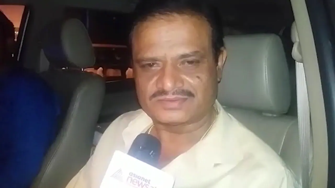 ಕಾಂಗ್ರೆಸ್ನವರ ಕುಮ್ಮಕ್ಕಿನಿಂದ ಅಪರಾಧ ಚಟುವಟಿಕೆ ಹೆಚ್ಚಳ: ಶಾಸಕ ಮುನಿರತ್ನ ವಾಗ್ದಾಳಿ ಕಾಂಗ್ರೆಸ್ನವರ ಕುಮ್ಮಕ್ಕಿನಿಂದ ಅಪರಾಧ ಚಟುವಟಿಕೆ ಹೆಚ್ಚಳ: ಶಾಸಕ ಮುನಿರತ್ನ ವಾಗ್ದಾಳಿ