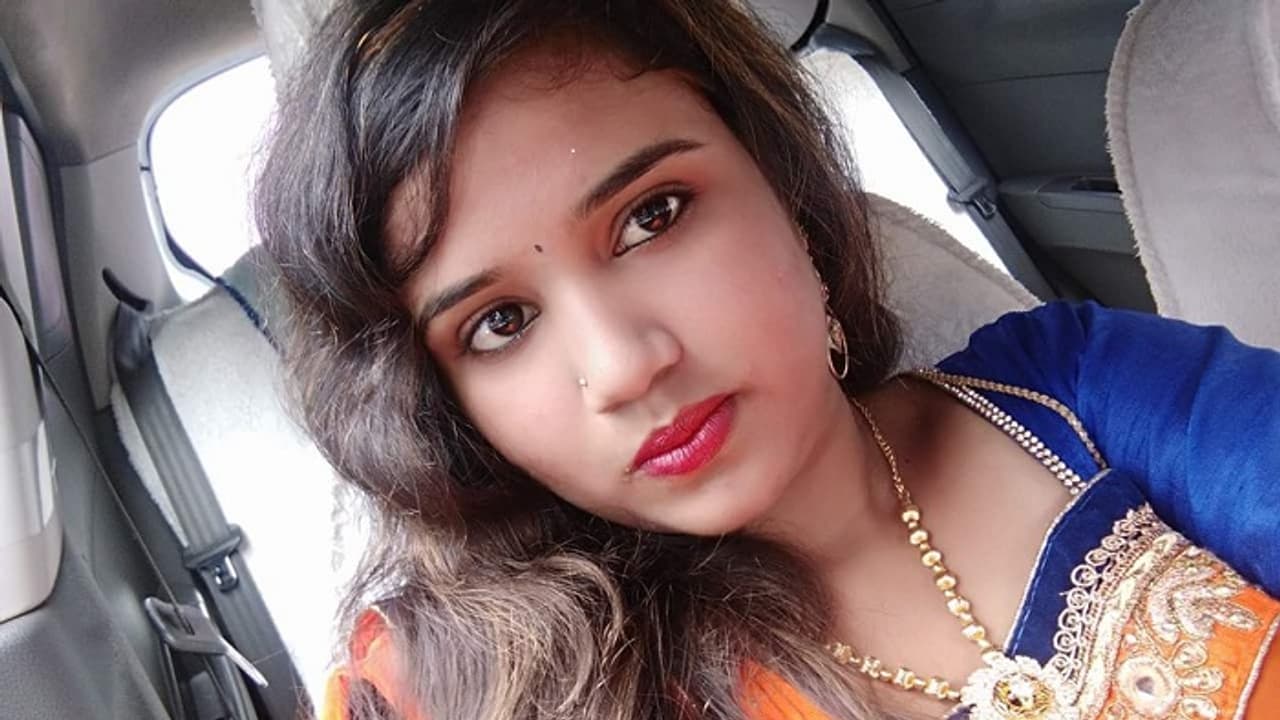 ನೇಣು ಬಿಗಿದುಕೊಂಡು ನಟಿ ಆತ್ಮಹತ್ಯೆಗೆ ಶರಣು ನೇಣು ಬಿಗಿದುಕೊಂಡು ನಟಿ ಆತ್ಮಹತ್ಯೆಗೆ ಶರಣು