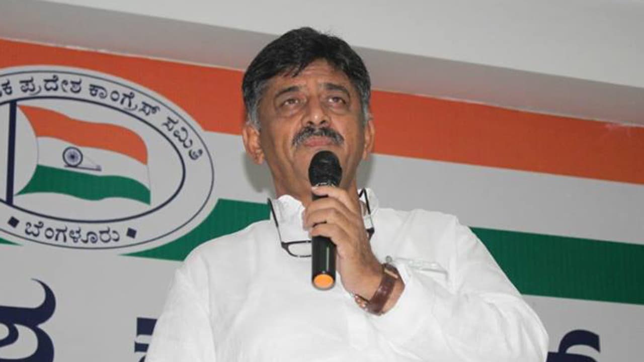 ಇ.ಡಿ.ಯಿಂದ ಡಿಕೆಶಿ ಬಂಧನವಾಗುತ್ತಾ..? ಇ.ಡಿ.ಯಿಂದ ಡಿಕೆಶಿ ಬಂಧನವಾಗುತ್ತಾ..?