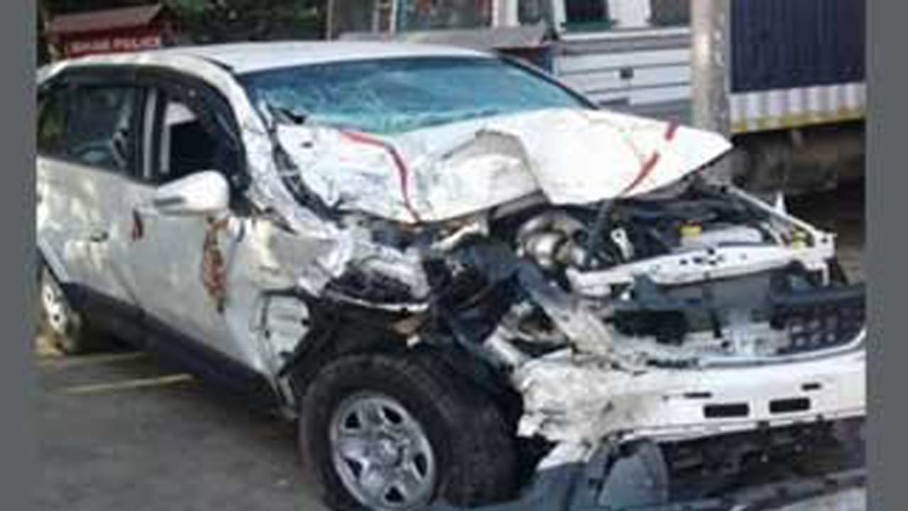 మహానాడుకి వెళ్తూ ప్రమాదం.. మహానాడుకి వెళ్తూ ప్రమాదం..